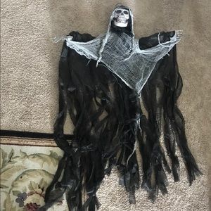 5ft Hanging Ghoul